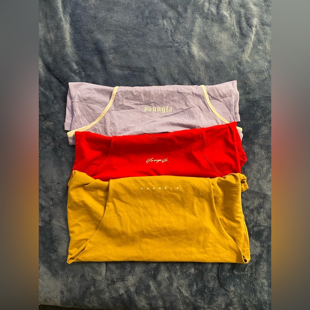 Youngla bundle of 3 gym tank tops